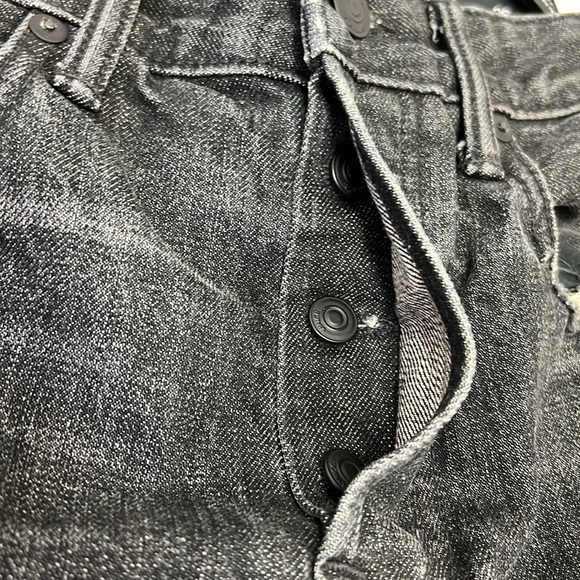 Vince Women’s Black Distressed Relaxed Fit Jeans Size 26 - Picture 5 of 14